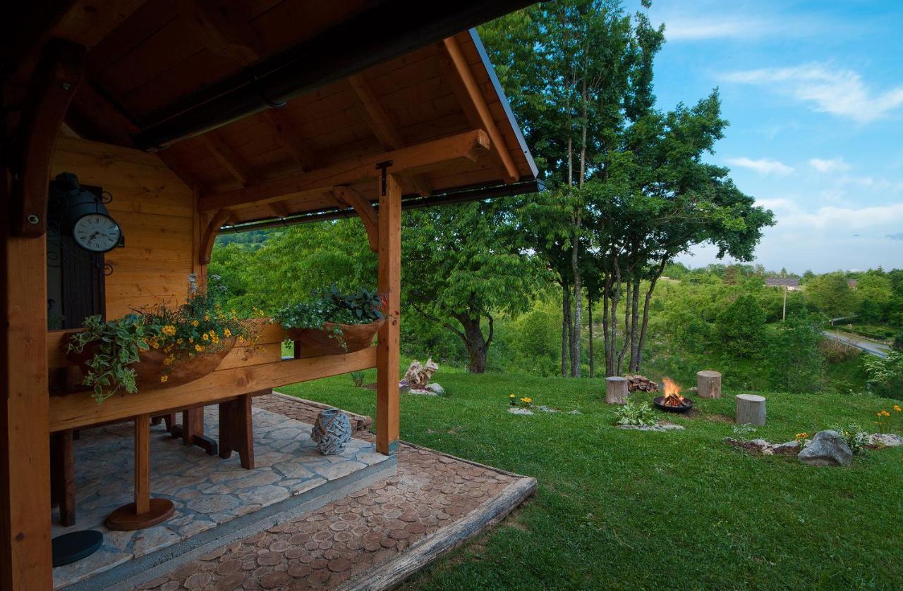Father'S Land Rakovica Extérieur photo